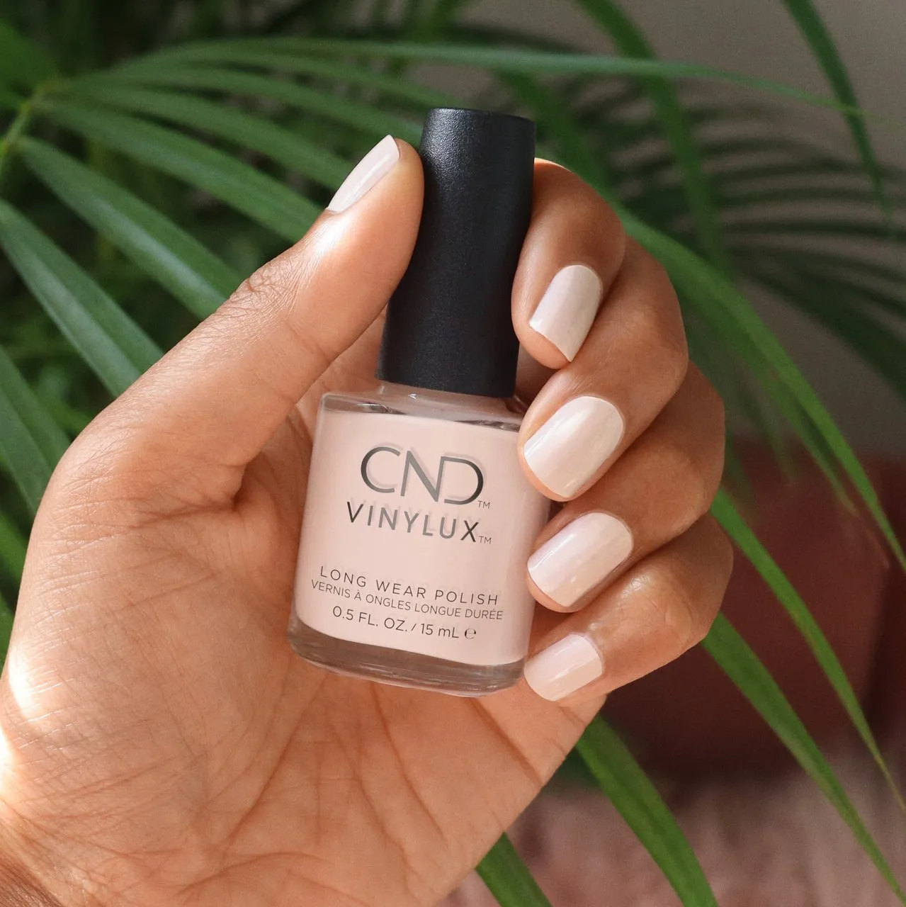 CND - Mover & Shaker Vinylux 0.5 oz - #371