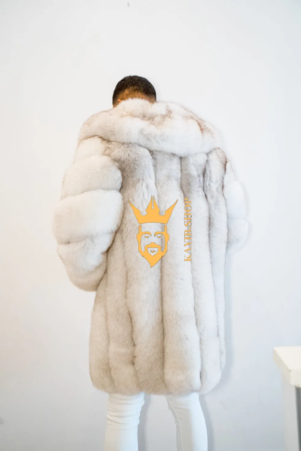 Luxurious Handmade Real Fox Fur Coats for Men and Women | Premium Winter Fashion