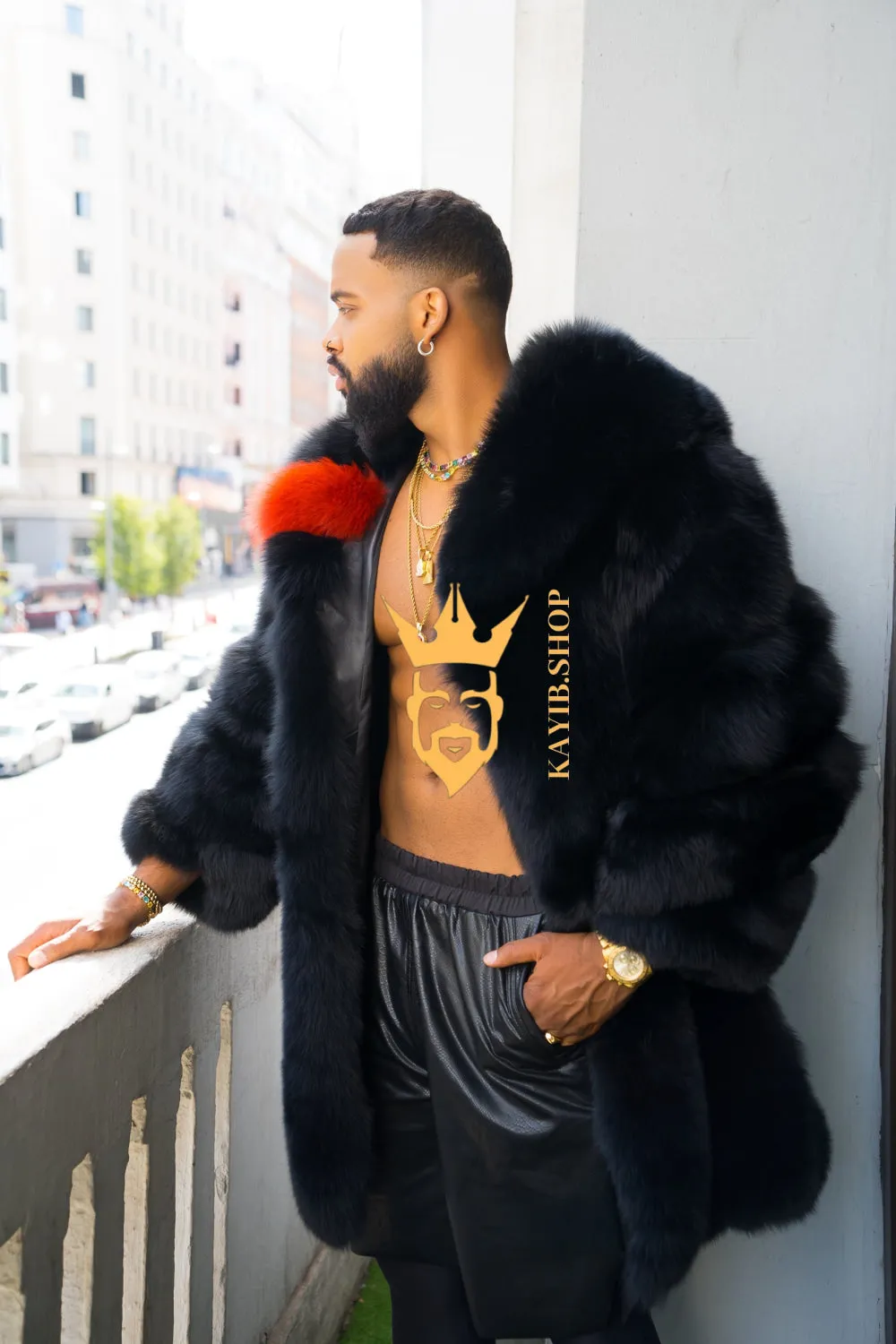 "Experience Opulence: Luxurious Fox Fur Coats for Men - Elevate Your Style and Warmth"