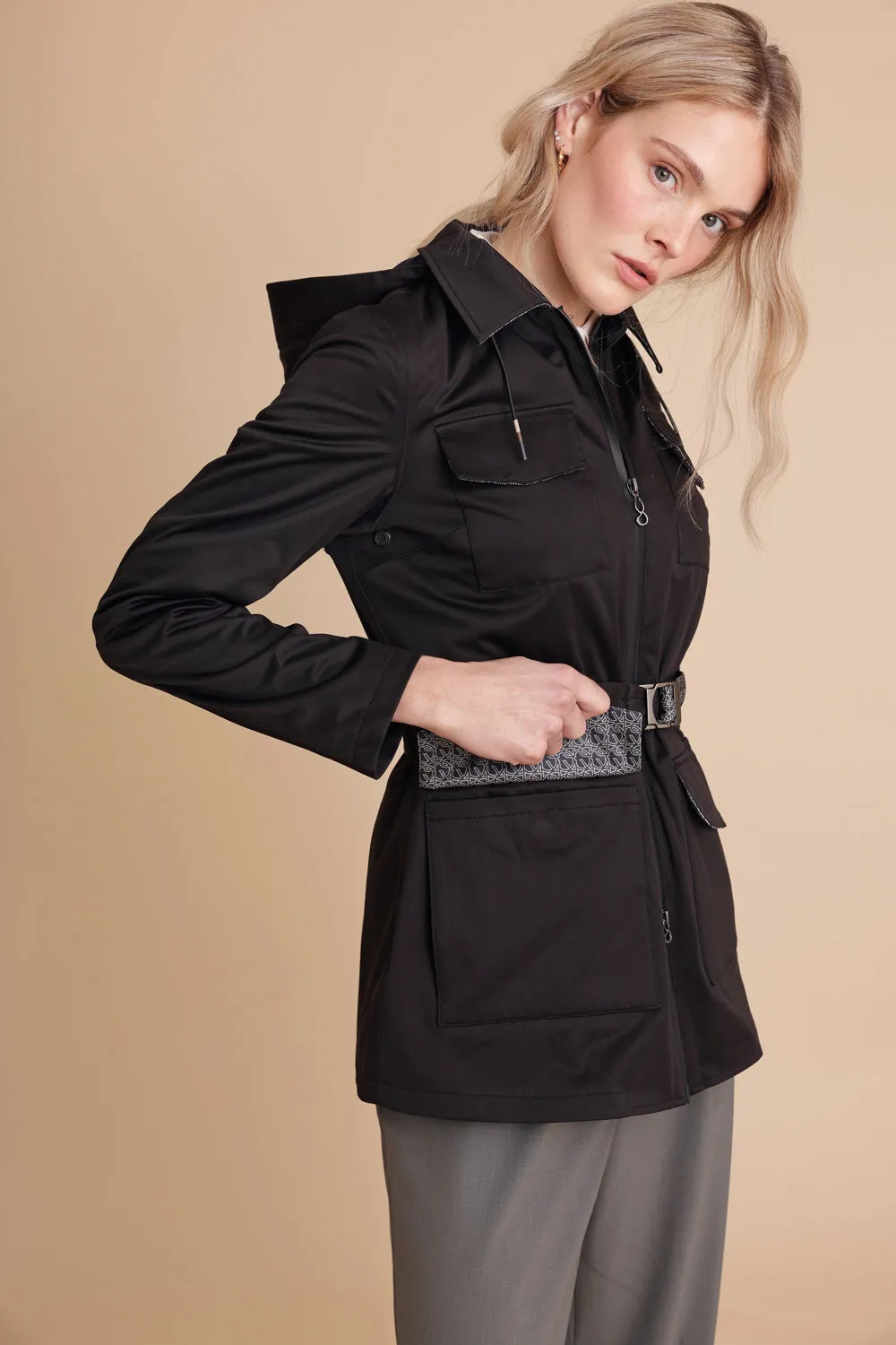 Stretchy 4-Pocket Coat - Black