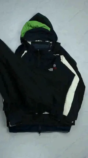 THE NORTH FACE JACKETS - 14 PIECES