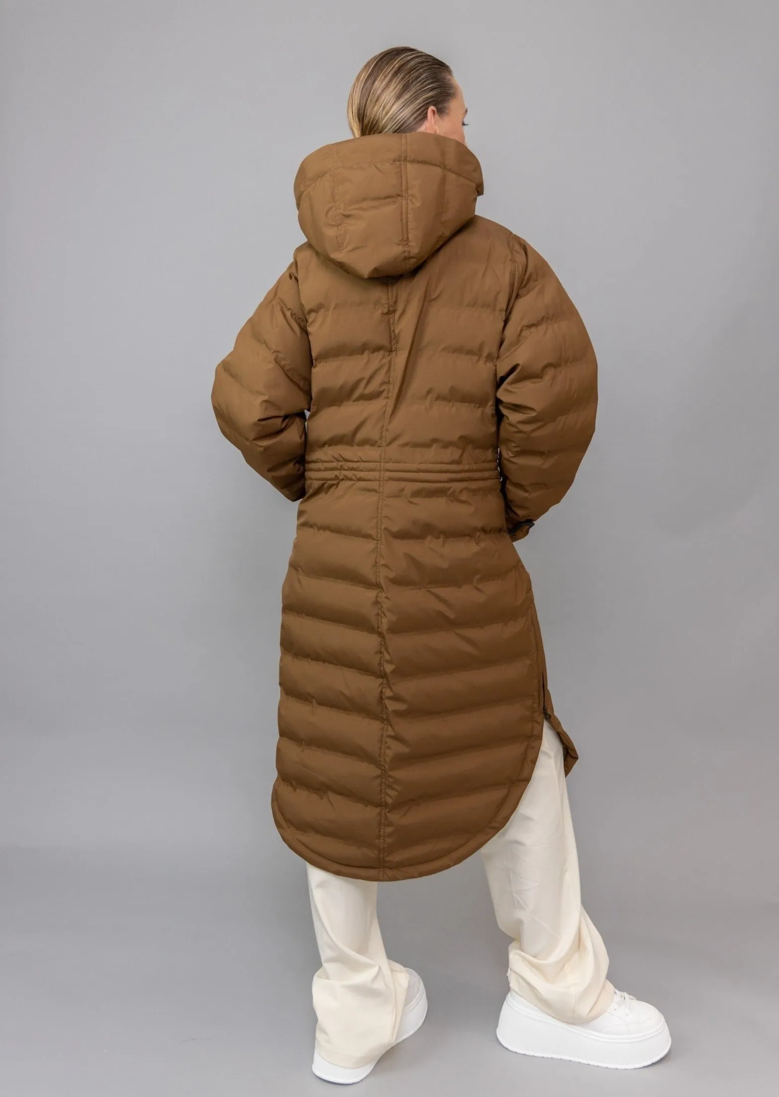 Waterproof Puffer Poncho - Cognac