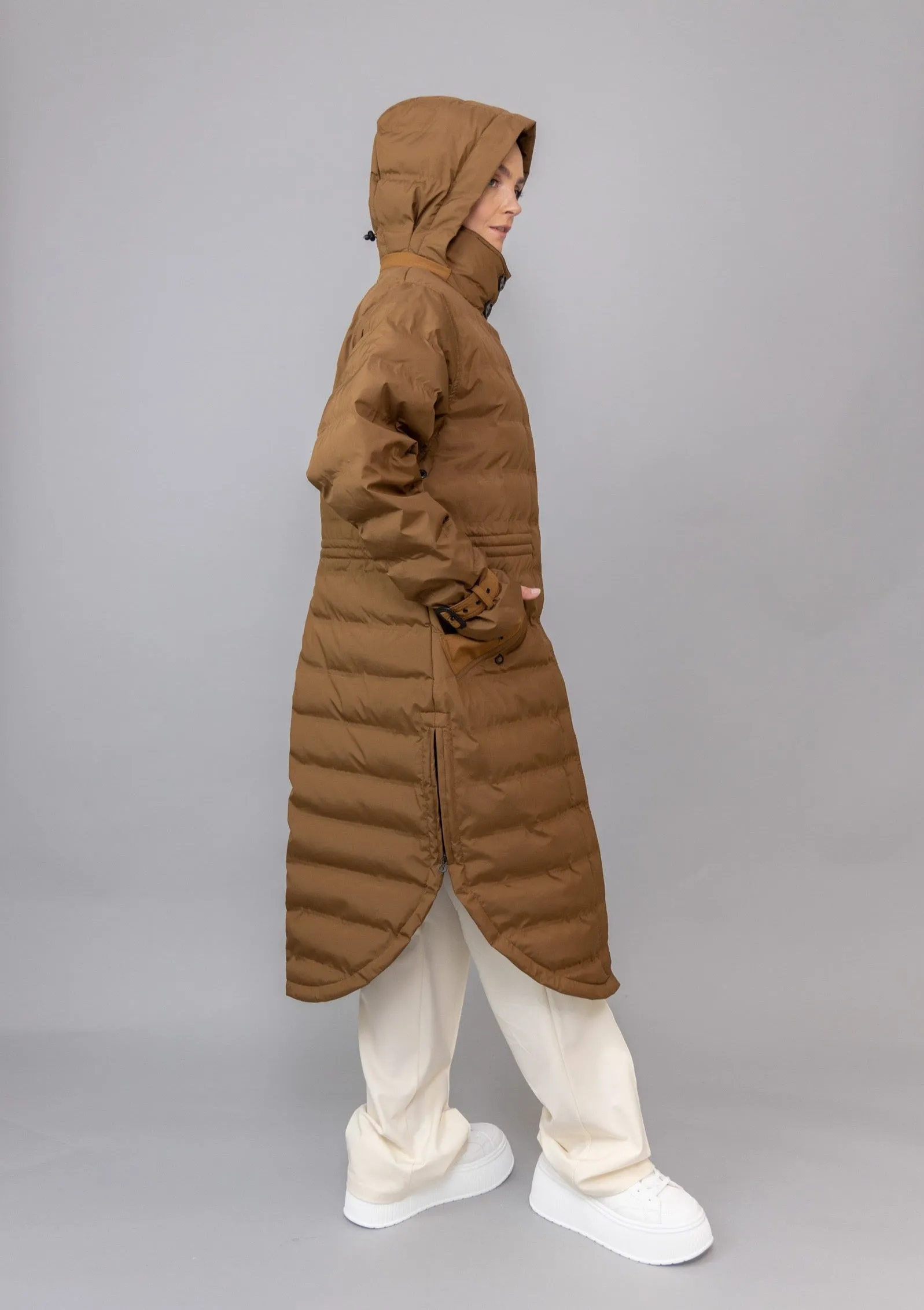 Waterproof Puffer Poncho - Cognac